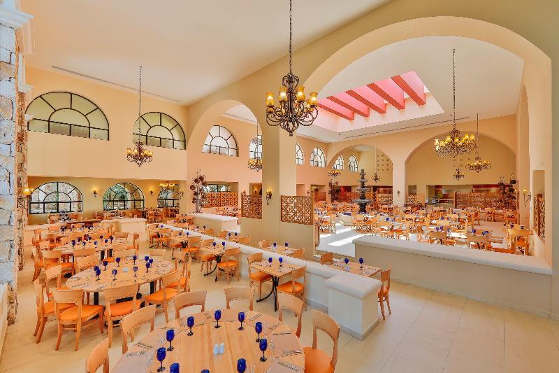 Occidental At Xcaret Destination Hotell Playa del Carmen Eksteriør bilde The buffet at the hotel