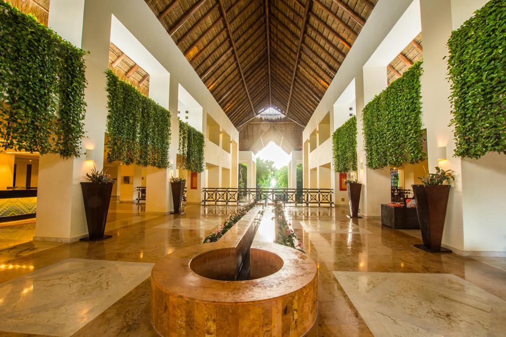 Occidental At Xcaret Destination Hotell Playa del Carmen Eksteriør bilde Lobby at Grand Palladium Hotel